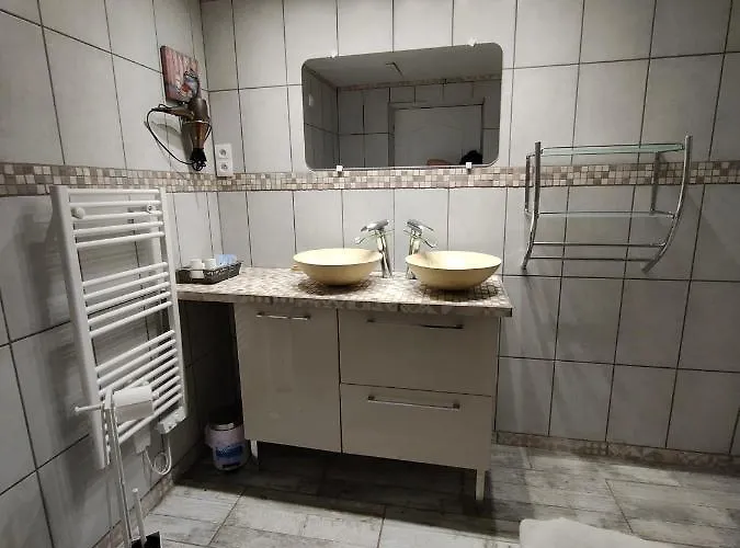 Hotel Le Chata Saint-Georges-de-Didonne